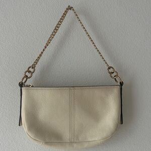 Fossil Cream Leather Shoulder Bag with Gold Chain